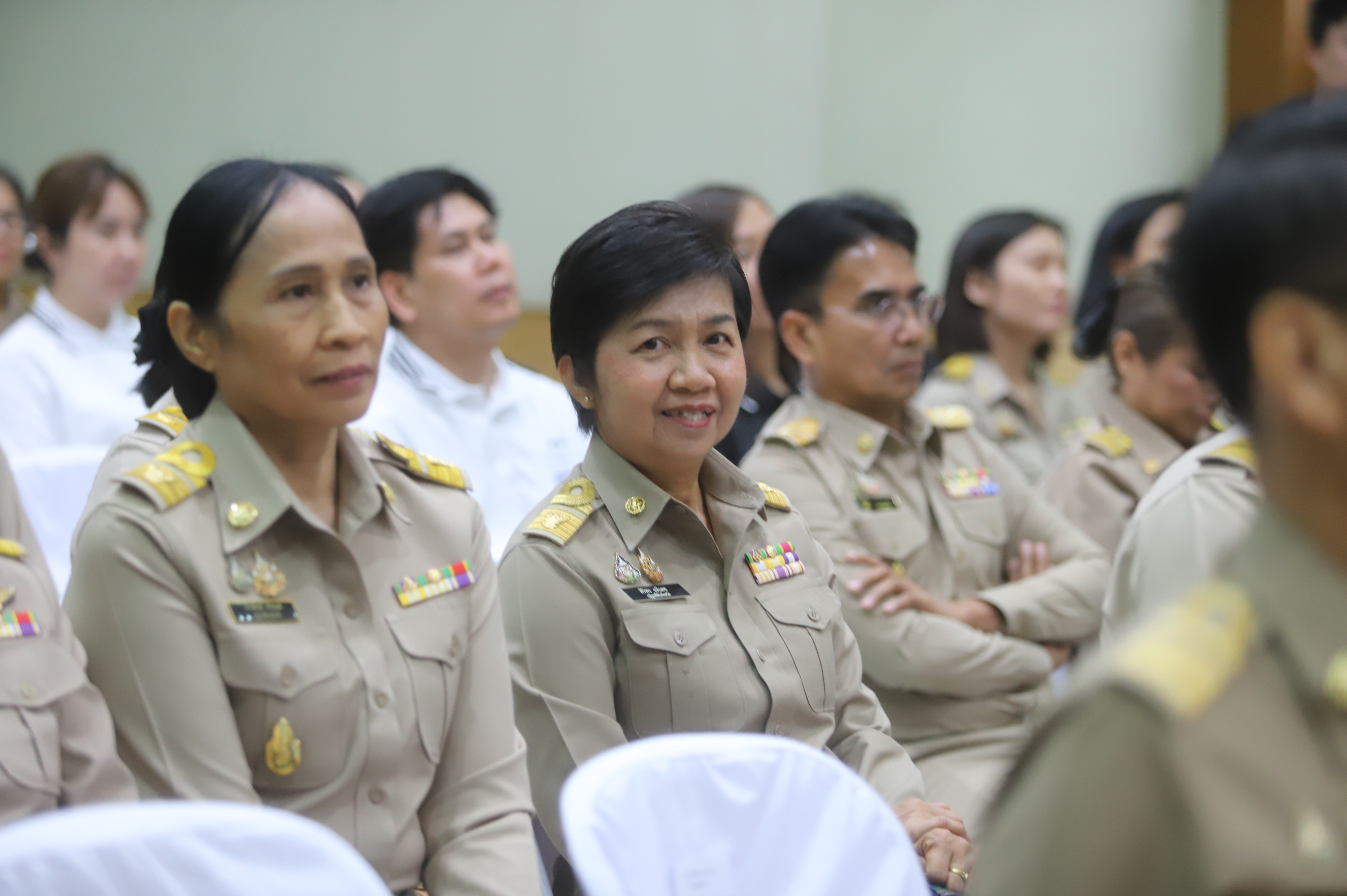 title - เลขาธิการ ส.ป.ก. มอบรางวัลเชิดชูกียรติ ประจำปีงบประมาณ พ.ศ. 2568